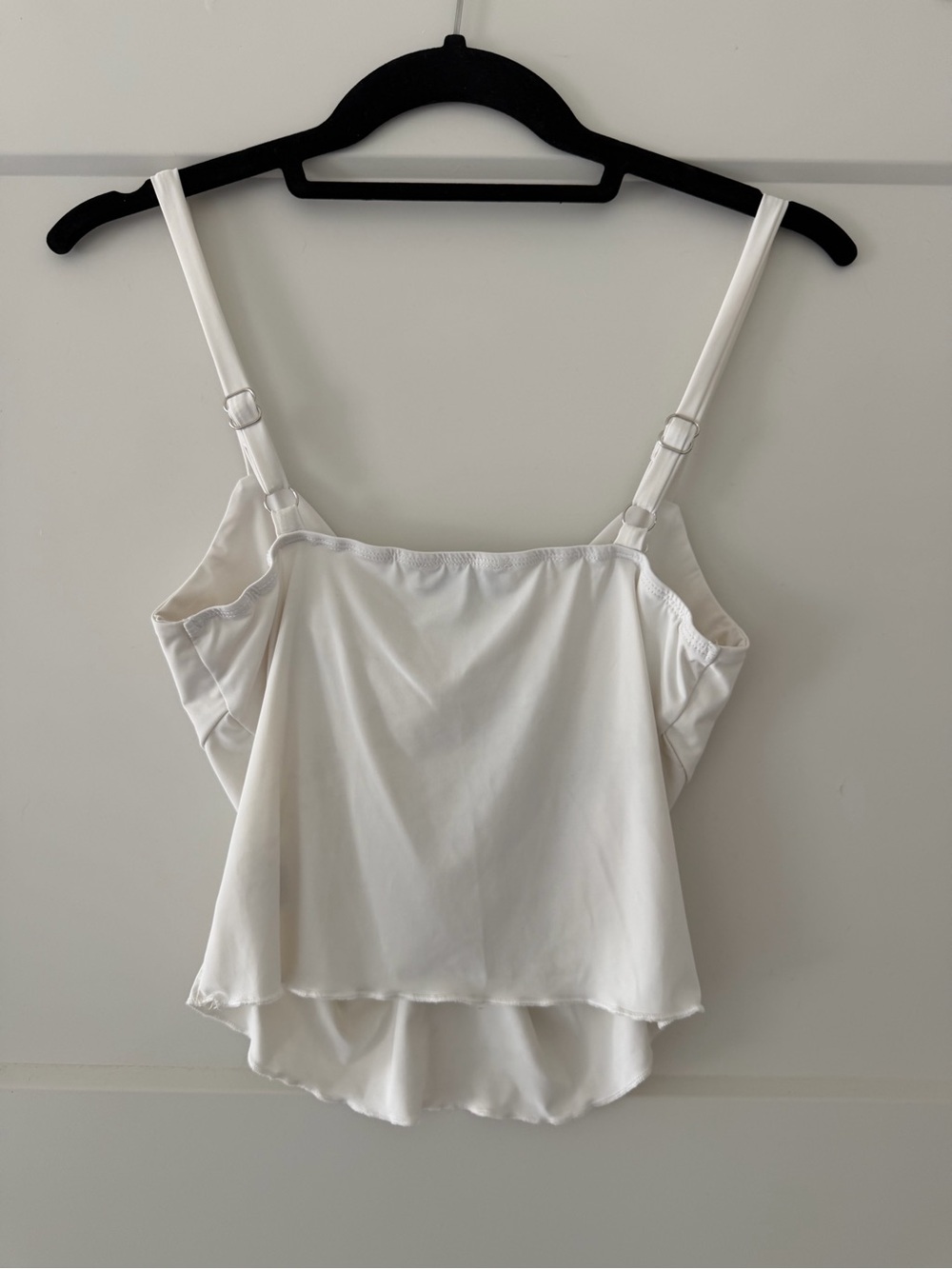 Princess Polly Cream Twist-Front Cami Top - Picture 3 of 3